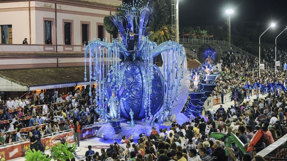 Imagen de El Carnaval de Gualeguaych&uacute; prev&eacute; volver en 2022