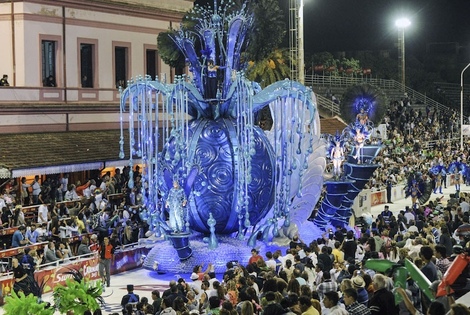 Imagen de El Carnaval de Gualeguaych&uacute; prev&eacute; volver en 2022