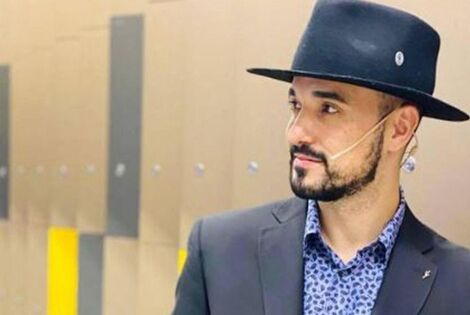 Imagen de ABEL PINTOS presenta el videoclip de ESPEJOS