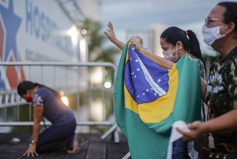 Imagen de El mundo superó los cinco millones de muertos