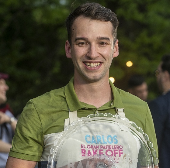 Imagen de Carlos se consagr&oacute; ganador de "Bake Off Argentina"