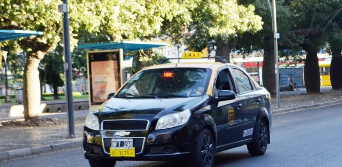 Imagen de Circularan mas taxis durante los fines de semana