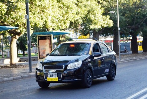 Imagen de Circularan mas taxis durante los fines de semana