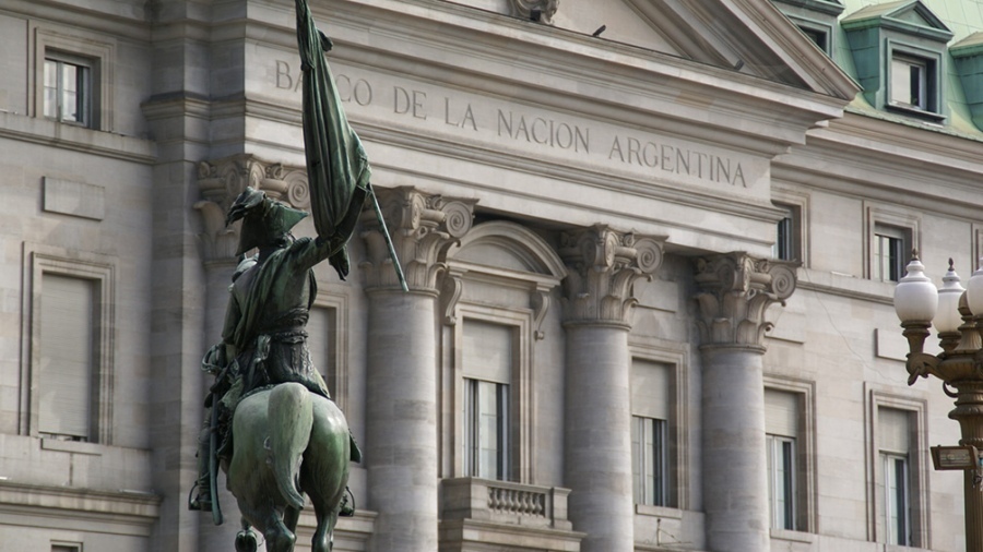 Imagen de El Banco Nación reanuda la atención presencial plena Imagen de El Banco Nación reanuda la atención presencial plena