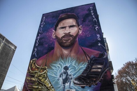 Mural Messi en Bs As y Azara - Sec. de Cultura y Educaci&oacute;n (Guillermo Turin Bootello)