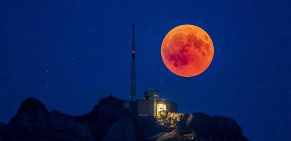 Imagen de El domingo podrá observarse una "luna de sangre"