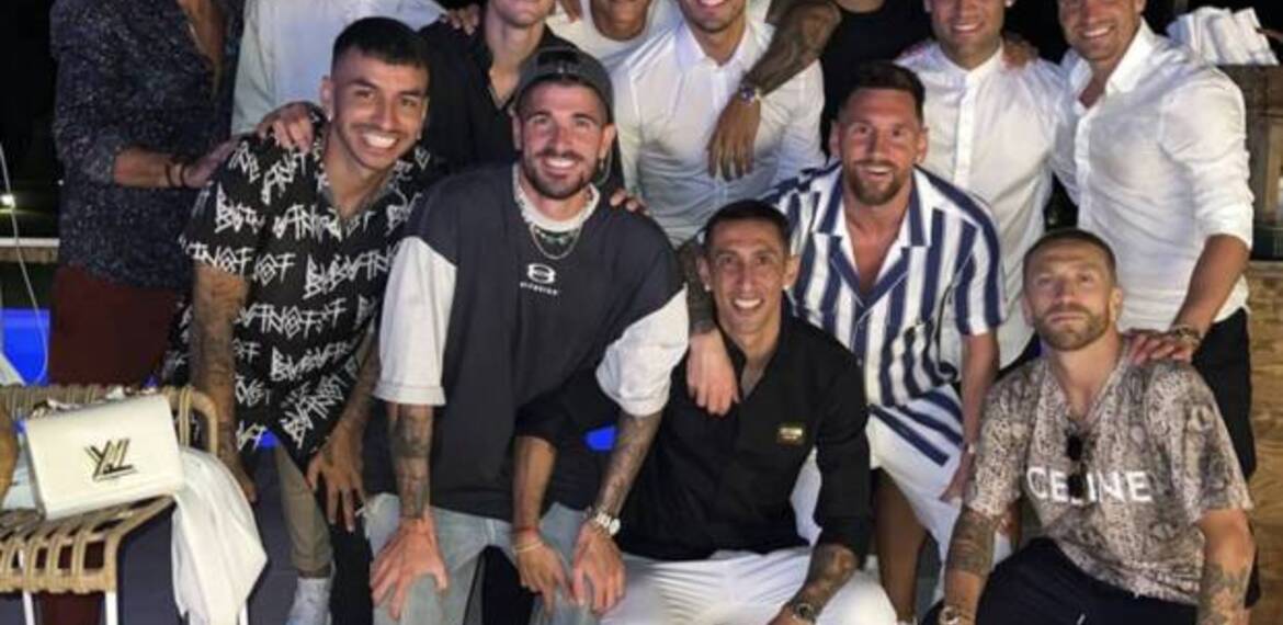 Imagen de El festejo del cumpleaños de Messi junto a sus amigos