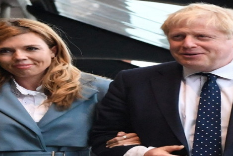 Imagen de La fiesta de boda de Boris, sin residencia oficial