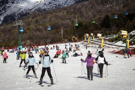 Imagen de Bariloche extiende todo septiembre su temporada de esquí Imagen de Bariloche extiende todo septiembre su temporada de esquí
