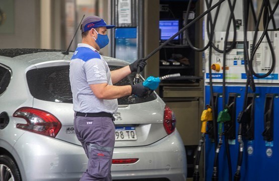 Imagen de Aumentó el combustible: ¿a cuánto se vende?