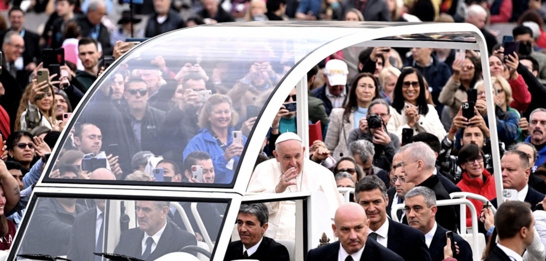 Para el Papa, �la verdadera paz, que es fruto del di&aacute;logo, no se obtiene con las armas". Foto: AFP.