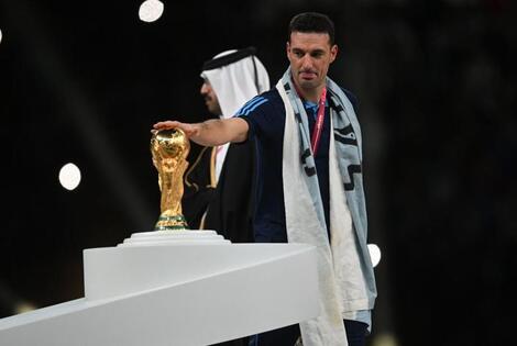 Scaloni ganó el premio a mejor DT del mundo. Foto: Fernando Gens TELAM SE 2022. Queda expresamente prohibida la utilización de este contenido sin citar la autoría de TELAM, la omisión de este requisito es violatorio del Régimen Legal de la Propiedad Intel