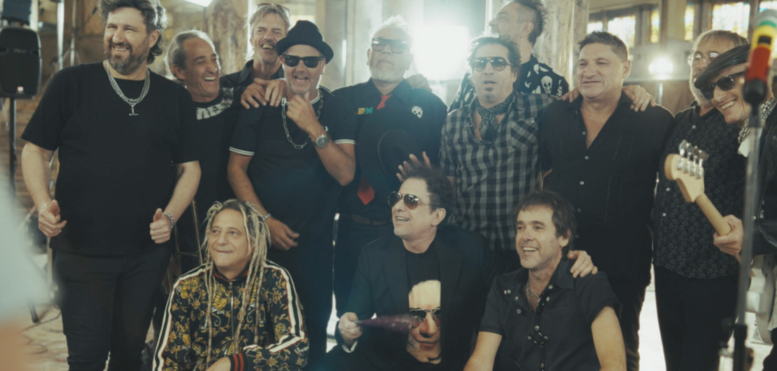 Imagen de LOS AUT&Eacute;NTICOS DECADENTES & ANDRES CALAMARO JUNTOS