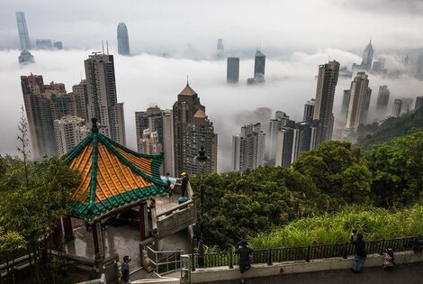 Imagen de Regalan 500 mil pasajes de avión a Hong Kong