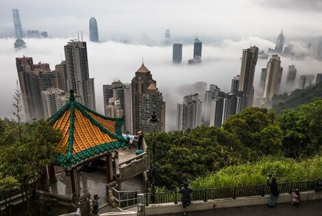 Imagen de Regalan 500 mil pasajes de avi&oacute;n a Hong Kong