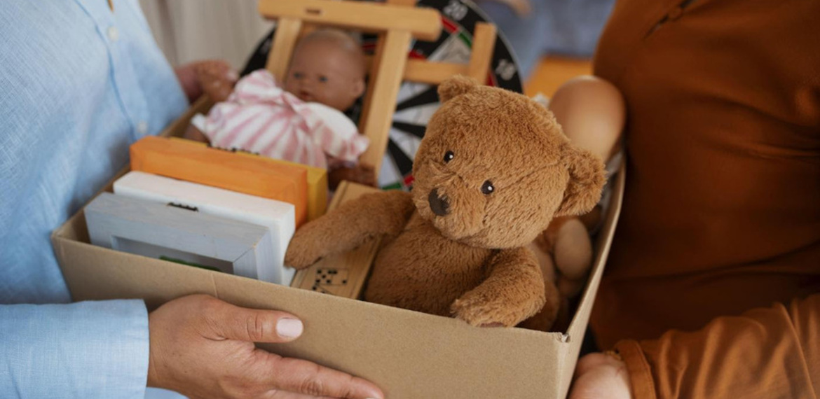 Imagen de colecta solidaria de juguetes por el Día de las Infancias