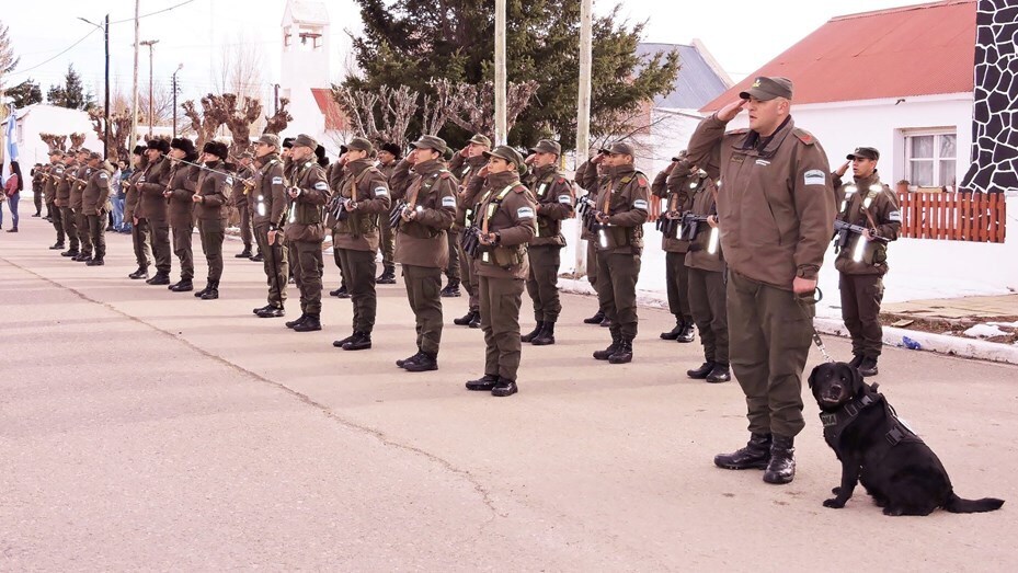 Imagen de Peky, la perra que se jubiló de Gendarmería