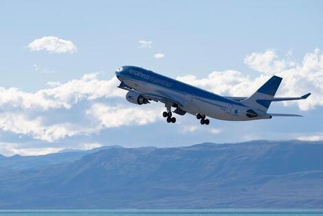 Imagen de Aerol&iacute;neas realiz&oacute; su primer vuelo con combustible sostenible