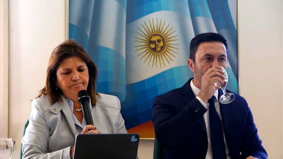 Imagen de Bullrich anunció su apoyo a Milei