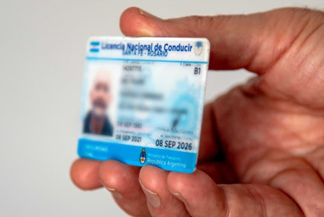 Imagen de Se demora la impresi&oacute;n de carnets de conducir