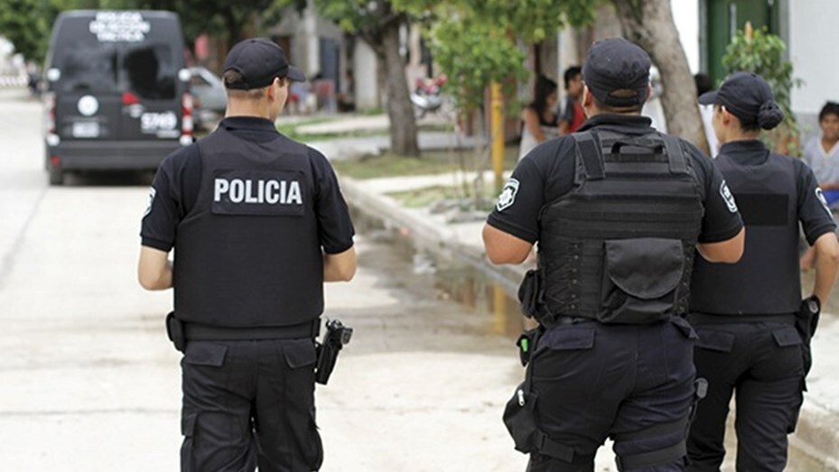 Imagen de Se anotaron m&aacute;s de 70 polic&iacute;as retirados