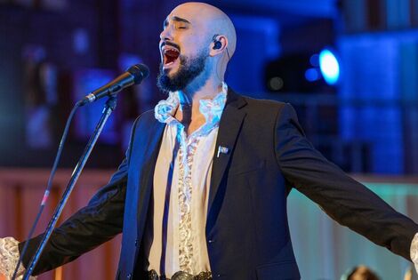 Imagen de Abel Pintos anunció que dejará de cantar en Argentina