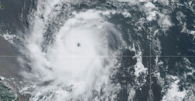 Las im&aacute;genes satelitales muestran el riesgo sobre la regi&oacute;n. (Foto Reuters).
