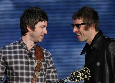 Los hermanos Liam y Noel Gallagher se reconciliaron y están listos para hacer una gira mundial. Foto: Agencia Noticias Argentinas / @oasis