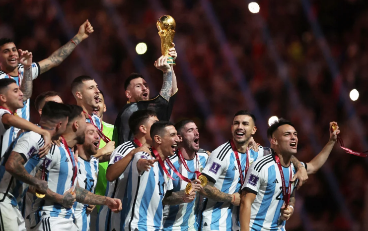 Imagen de La ilusión de la "Scaloneta" es repetir lo de Qatar 2022