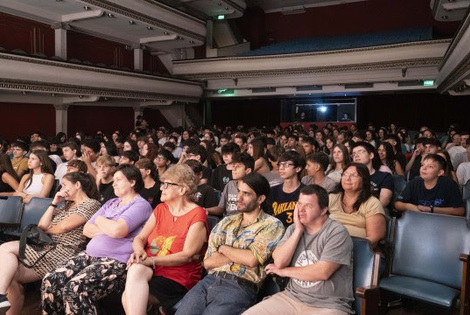 Imagen de Vuelve �Primera vez al teatro� en el Teatro La Comedia