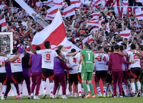 Imagen de Una fiesta: River festejó otra vez en el Superclásico