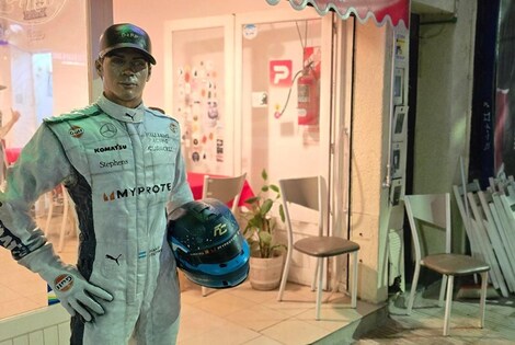 Imagen de Una pizzeria rosarina homenajea a Franco Colapinto