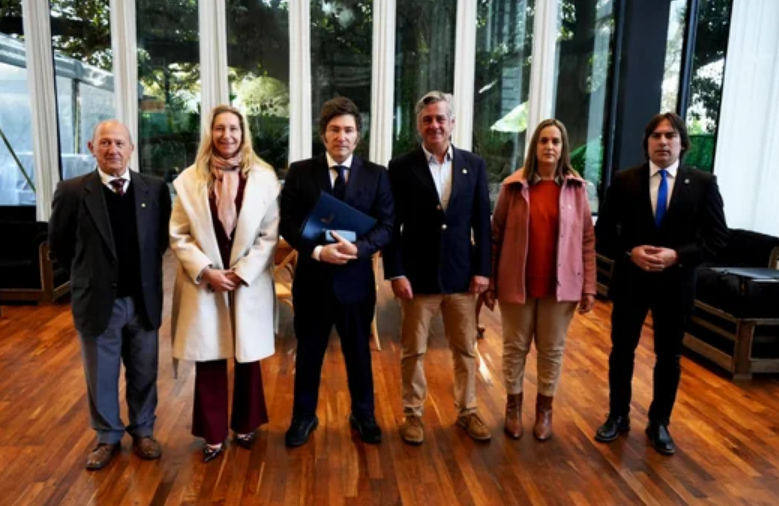 Imagen de Milei ratificó que "no hay baja de retenciones"