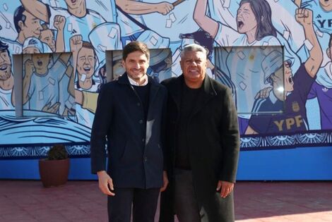 Imagen de Pullaro visito al "Chiqui" Tapia para trabajar en conjunto