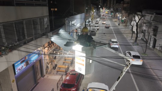 Imagen de El 84% de la ciudad ya cuenta con luces led