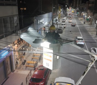Imagen de El 84% de la ciudad ya cuenta con luces led