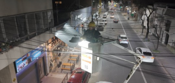 Imagen de El 84% de la ciudad ya cuenta con luces led