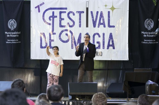 Imagen de Vuelve el Festival de Magia de Rosario a la ex Aduana