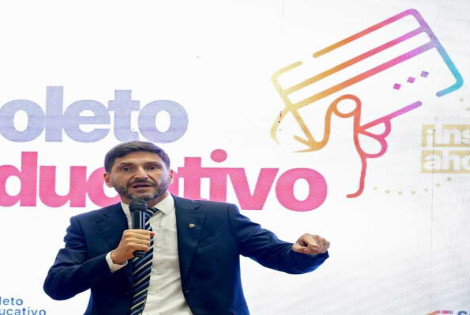 Imagen de Pullaro lanz&oacute; el Boleto Educativo 2026