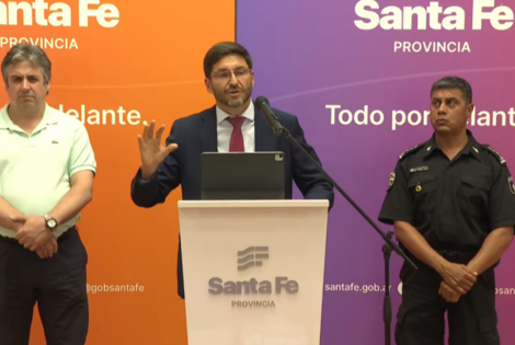 Imagen de Pullaro anunci&oacute; que ning&uacute;n polic&iacute;a santafesino cobrar&aacute; menos de $1.350.000
