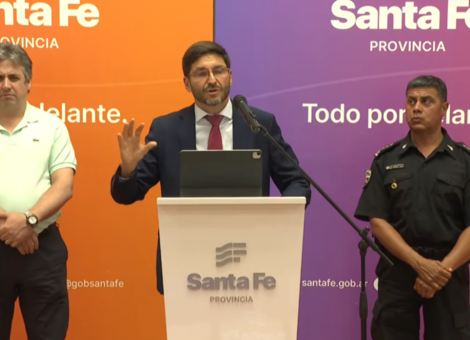 Imagen de Pullaro anunci&oacute; que ning&uacute;n polic&iacute;a santafesino cobrar&aacute; menos de $1.350.000