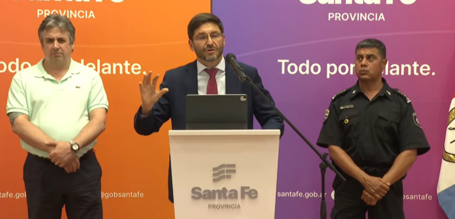 Imagen de Pullaro anunci&oacute; que ning&uacute;n polic&iacute;a santafesino cobrar&aacute; menos de $1.350.000