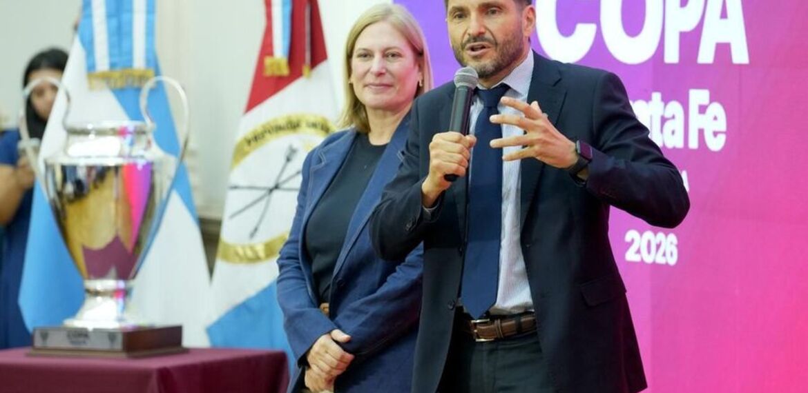 Imagen de Pullaro lanzó la Copa Santa Fe edición 2026 Imagen de Pullaro lanzó la Copa Santa Fe edición 2026