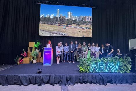 Foto: Autoridades en el &uacute;ltimo workshop de Arav en Metropolitano.