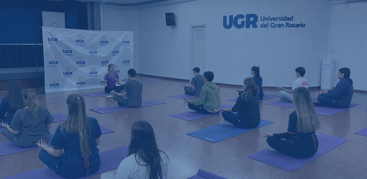 Imagen de Yoga: Salud y Bienestar en el Ámbito Universitario Imagen de Yoga: Salud y Bienestar en el Ámbito Universitario