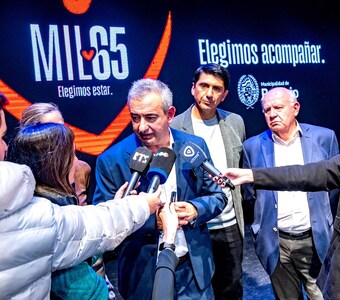 Imagen de Pablo Javkin present&oacute; el plan municipal Mil65