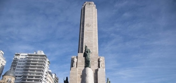 Imagen de El Monumento ya est&aacute; listo para la gran fiesta popular