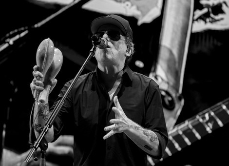 Imagen de CALAMARO confirm&oacute; su show "Como Cantor" en Rosario