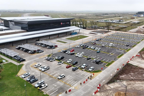 Imagen de El Aeropuerto amplió su estacionamiento Imagen de El Aeropuerto amplió su estacionamiento