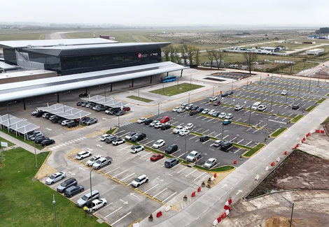 Imagen de El Aeropuerto ampli&oacute; su estacionamiento